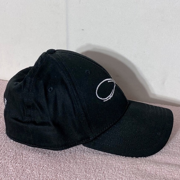 5/$25 Black Hat With Infinity Symbol Fort Chipewyan L/XL - Picture 6 of 8